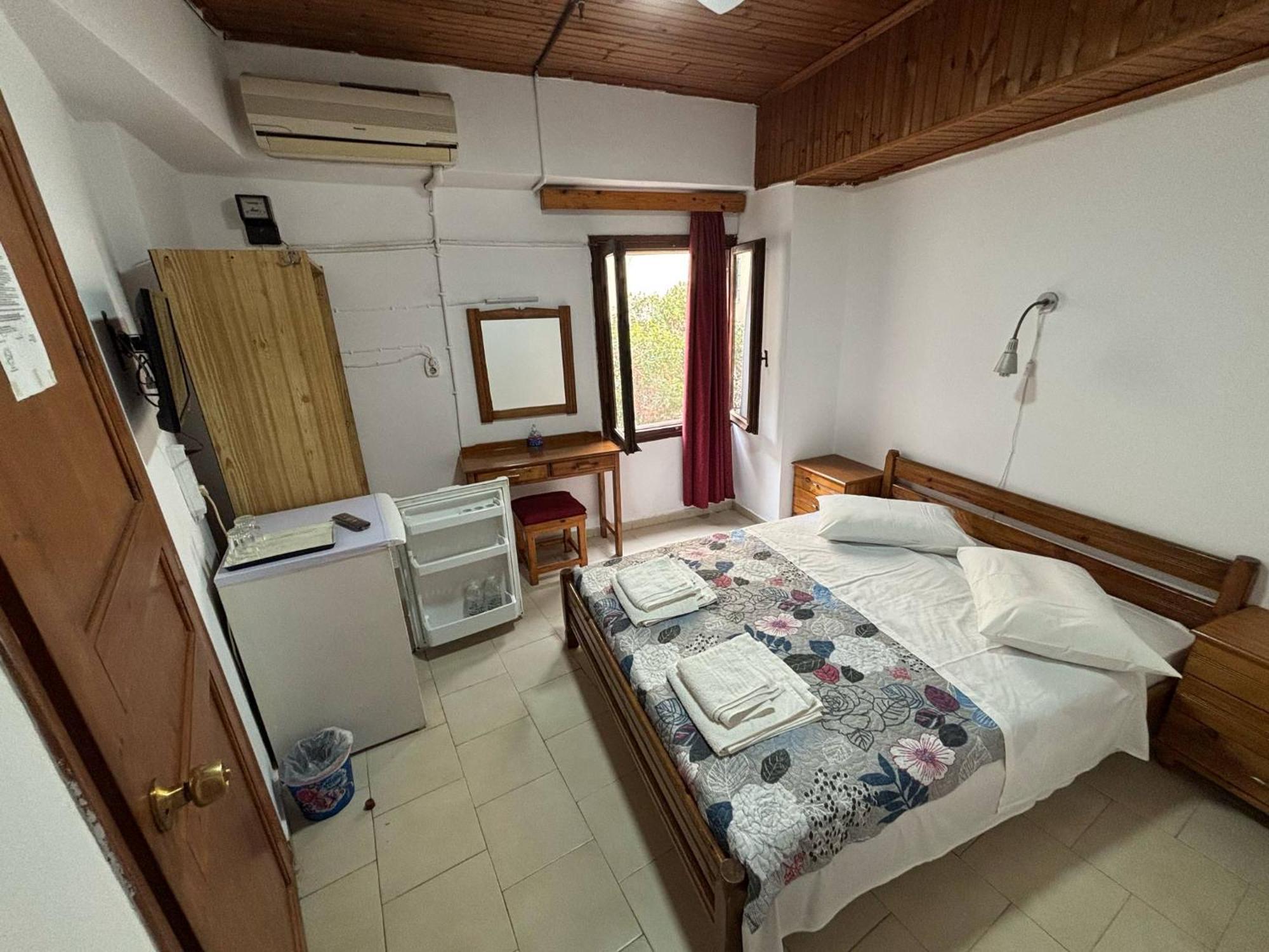 Stelios Rooms To Rent Chania  Exterior foto